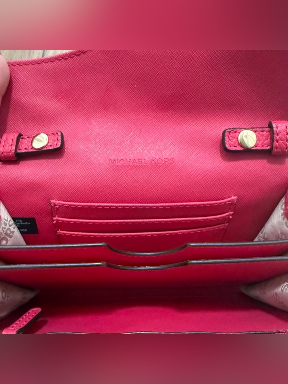 Michael Kors Hot Pink Pebbled Leather Crossbody with Gold MK Emblem ๐ฉท๐ - Picture 2 of 4